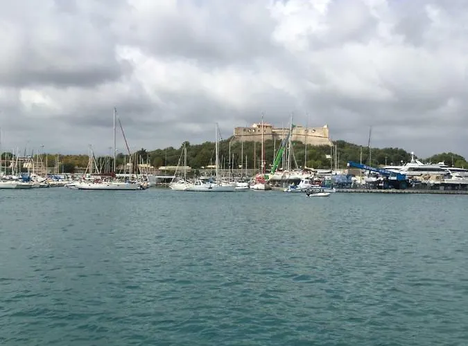 6 Rue De La Tourraque Lejlighed *